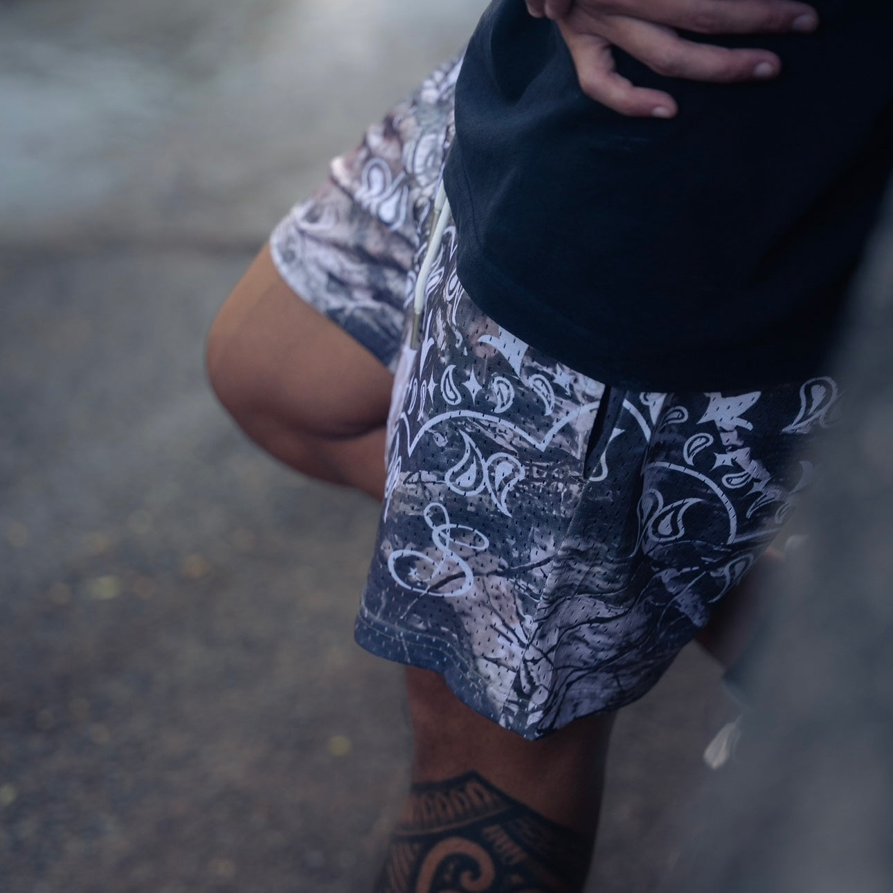 Stacked Paisley Mesh Short - Camo
